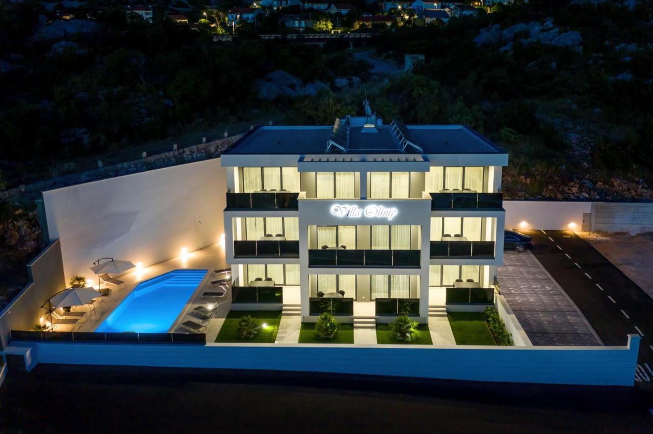Apartmani Olimp สเวติยูไร ภายนอก รูปภาพ