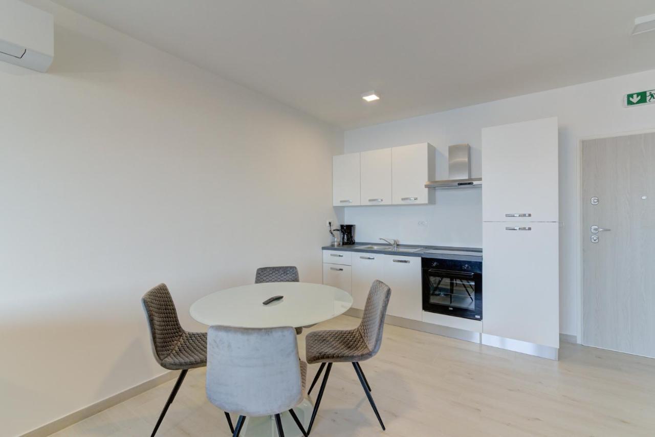 Apartmani Olimp สเวติยูไร ภายนอก รูปภาพ