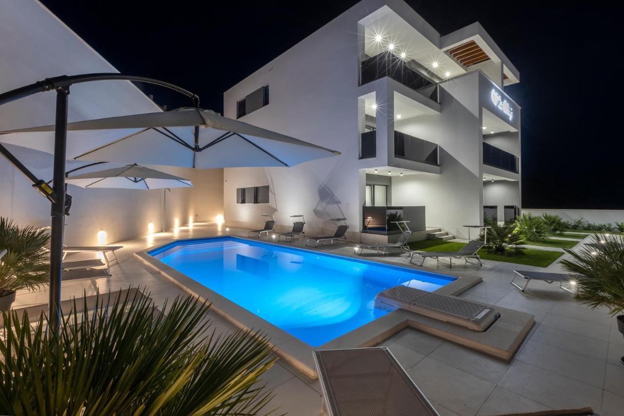Apartmani Olimp สเวติยูไร ภายนอก รูปภาพ